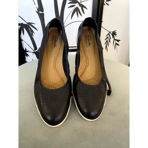 NEW - Clarks Women's Jenette Ease Flat - Black Perforated Leather - Sz 9.5 Wide